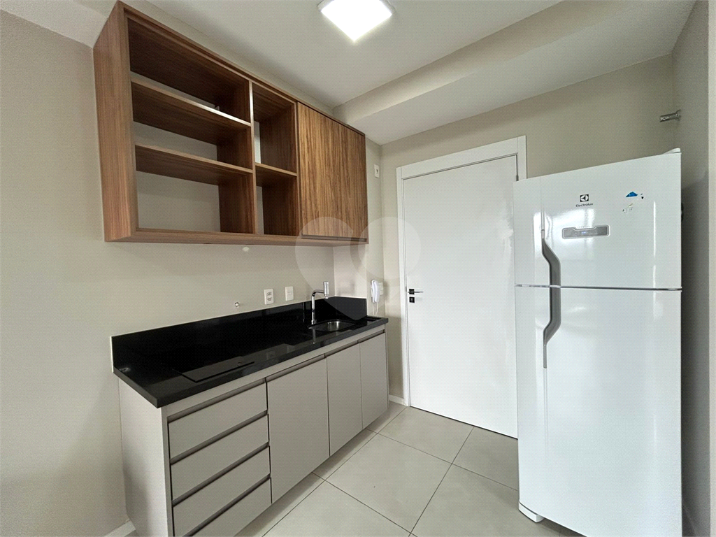 APARTAMENTO MOBILIADO PARA LOCAÇÃO EM PINHEIROS | 44m² | 1 SUÍTE | 1 VAGA | POD PINHEIROS