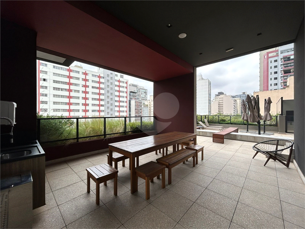 APARTAMENTO MOBILIADO PARA LOCAÇÃO EM PINHEIROS | 44m² | 1 SUÍTE | 1 VAGA | POD PINHEIROS