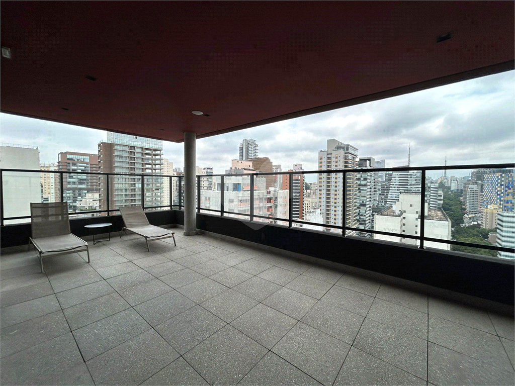 APARTAMENTO MOBILIADO PARA LOCAÇÃO EM PINHEIROS | 44m² | 1 SUÍTE | 1 VAGA | POD PINHEIROS