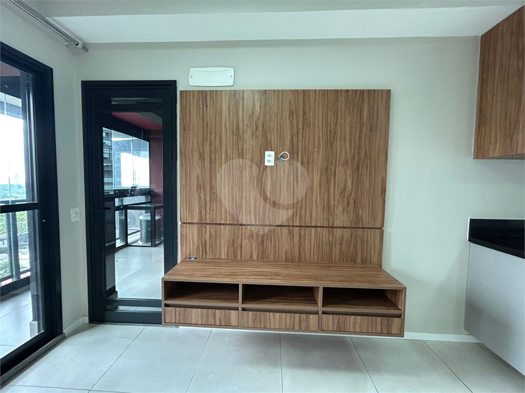 APARTAMENTO MOBILIADO PARA LOCAÇÃO EM PINHEIROS | 44m² | 1 SUÍTE | 1 VAGA | POD PINHEIROS