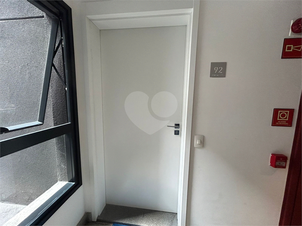 APARTAMENTO MOBILIADO PARA LOCAÇÃO EM PINHEIROS | 44m² | 1 SUÍTE | 1 VAGA | POD PINHEIROS