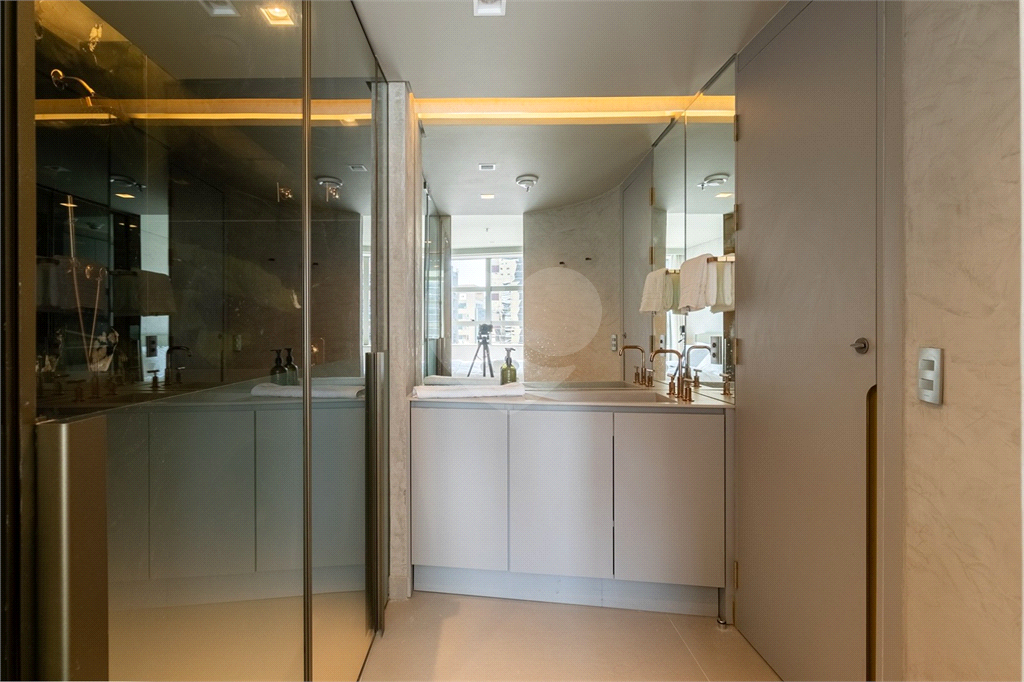 Apartamento semi mobiliado 67m² | 2 dormitórios | lazer completo no W Residences – Vila Olímpia