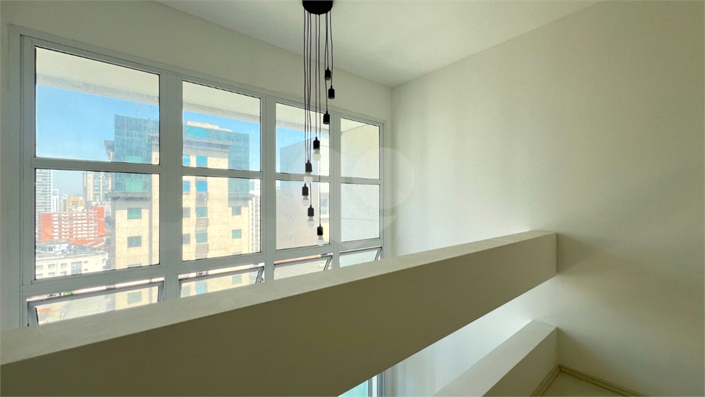 APARTAMENTO em INDIANÓPOLIS