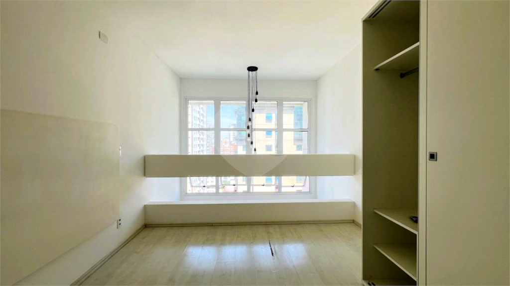 APARTAMENTO em INDIANÓPOLIS