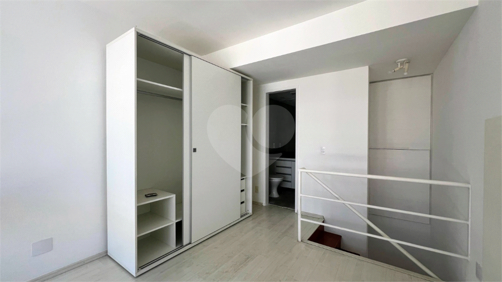 APARTAMENTO em INDIANÓPOLIS