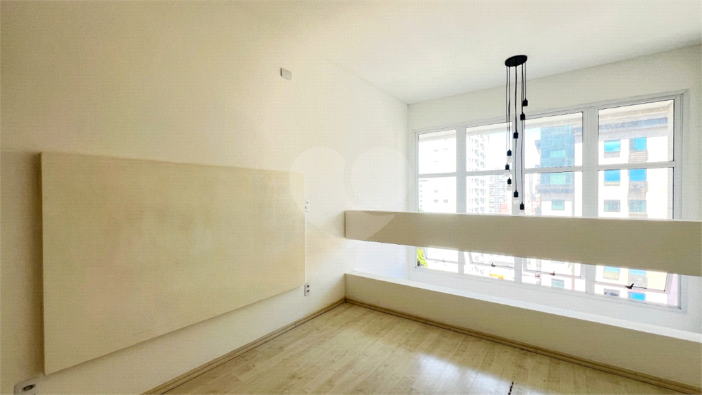 APARTAMENTO em INDIANÓPOLIS