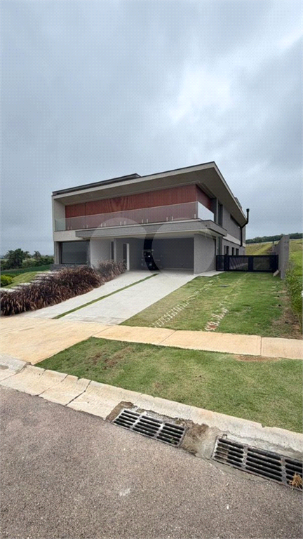 Casa alto padrão em Piedade - SP - Condomínio Portofino com represa e campo de golfe