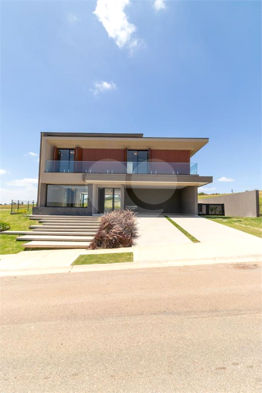 Casa alto padrão em Piedade - SP - Condomínio Portofino com represa e campo de golfe