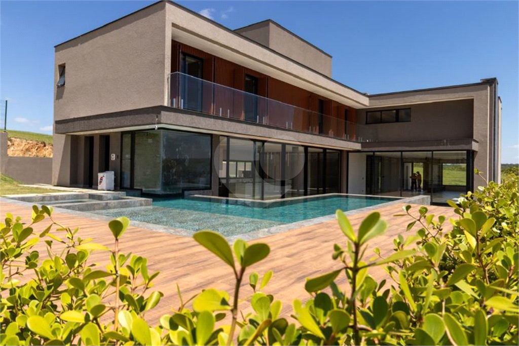 Casa alto padrão em Piedade - SP - Condomínio Portofino com represa e campo de golfe