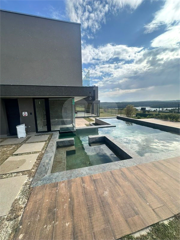 Casa alto padrão em Piedade - SP - Condomínio Portofino com represa e campo de golfe