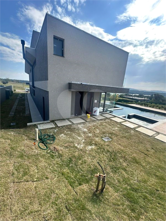 Casa alto padrão em Piedade - SP - Condomínio Portofino com represa e campo de golfe