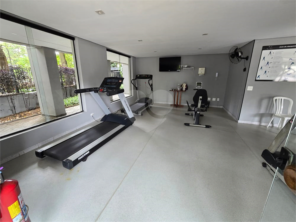 APARTAMENTO em MOEMA