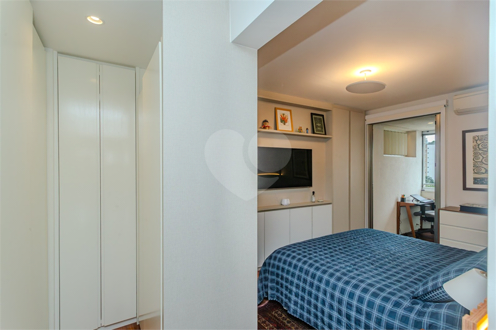 Apartamento para locação com 175 m², 3 suítes, 3 vagas na Vila Madalena-SPA