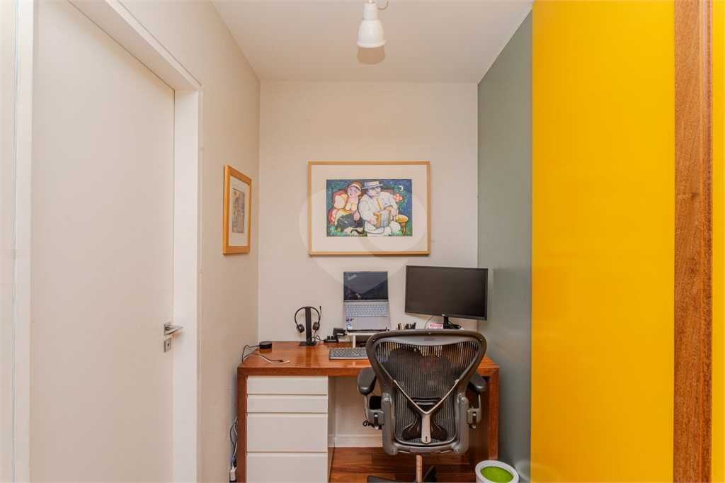 Apartamento para locação com 175 m², 3 suítes, 3 vagas na Vila Madalena-SPA