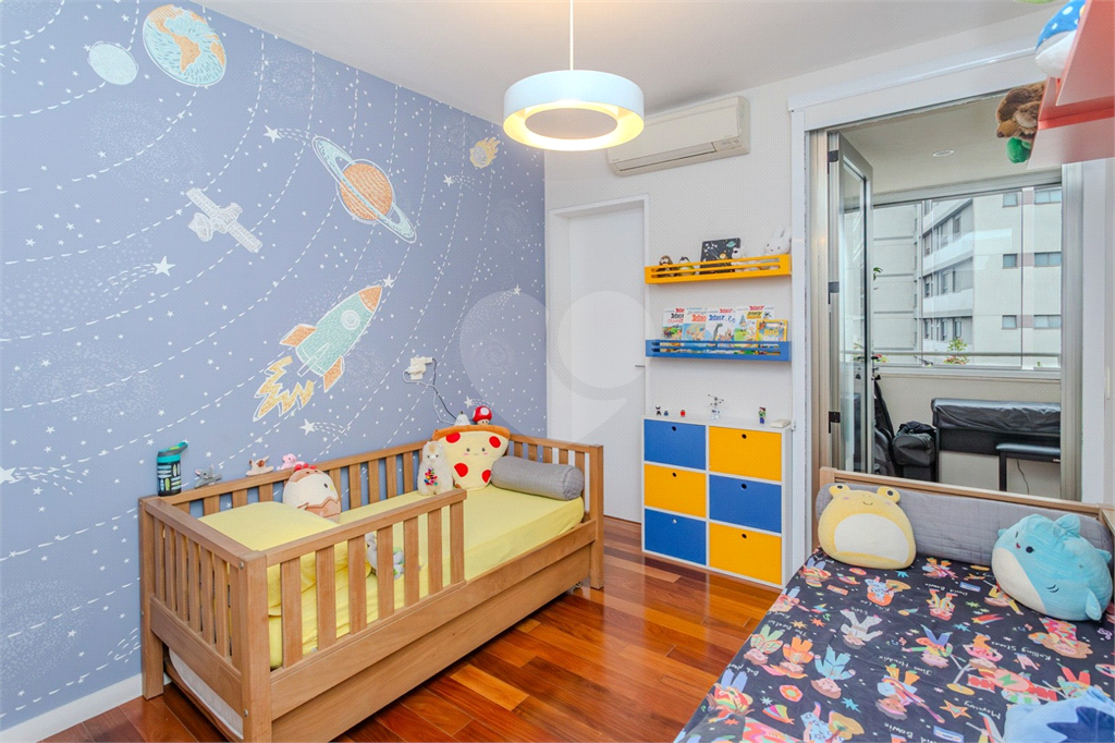 Apartamento para locação com 175 m², 3 suítes, 3 vagas na Vila Madalena-SPA