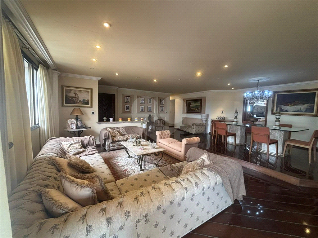 APARTAMENTO em SANTANA