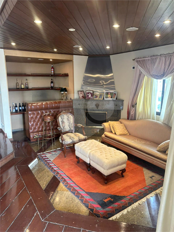 APARTAMENTO em SANTANA