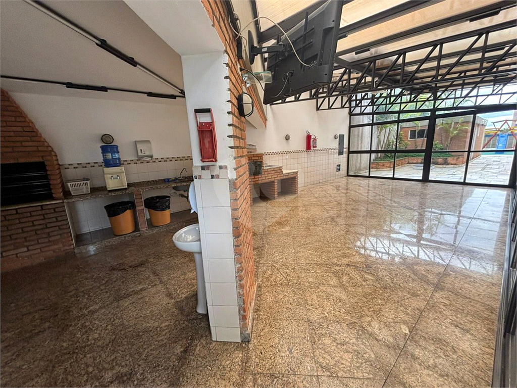 APARTAMENTO em SANTANA