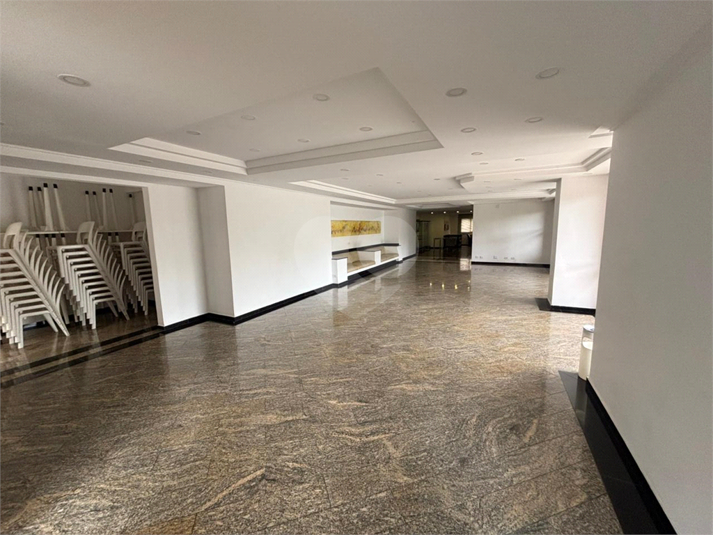 APARTAMENTO em SANTANA