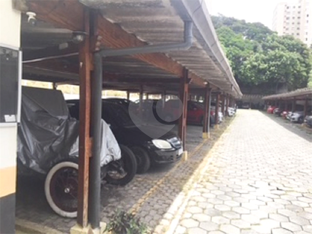 APARTAMENTO em MANDAQUI