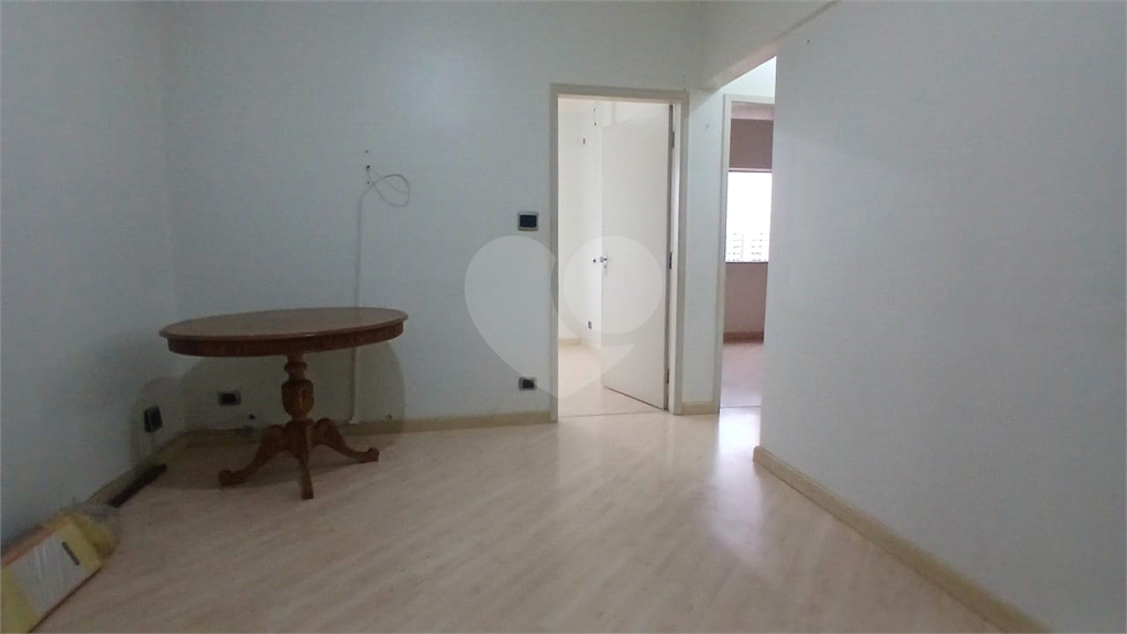 APARTAMENTO em SANTANA
