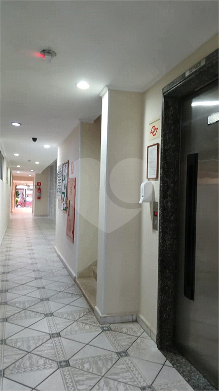 APARTAMENTO em SANTANA