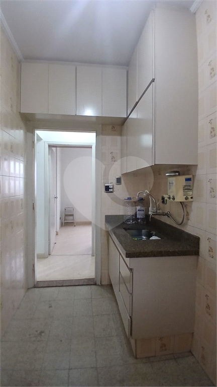 APARTAMENTO em SANTANA