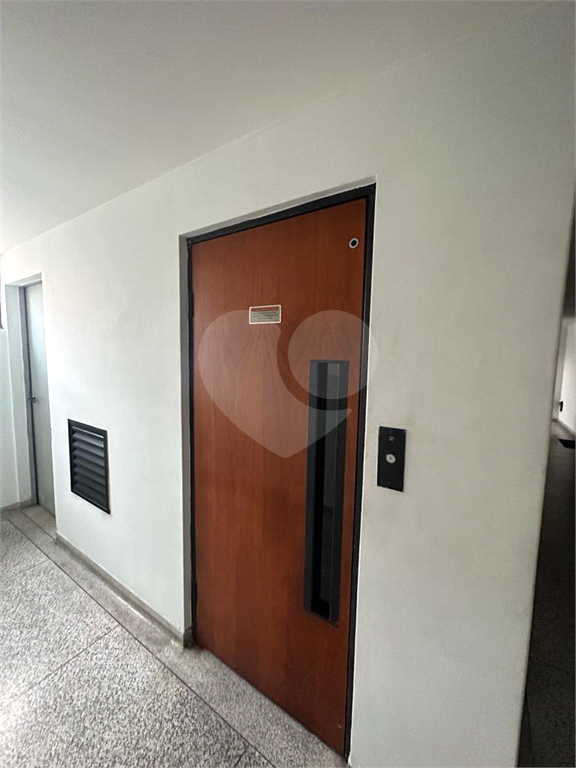 Cobertura Penthouse próxima à praia – 300 m² | 3 dormitórios | 2 suítes | 1 vaga