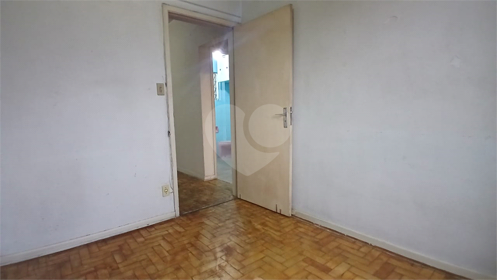 APARTAMENTO em SANTANA