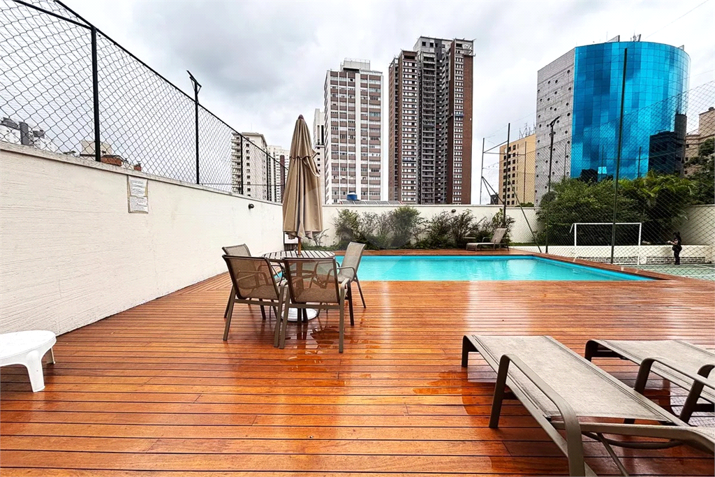Apartamento à venda com 58m², 2 quartos e 1 vaga Pinheiros 