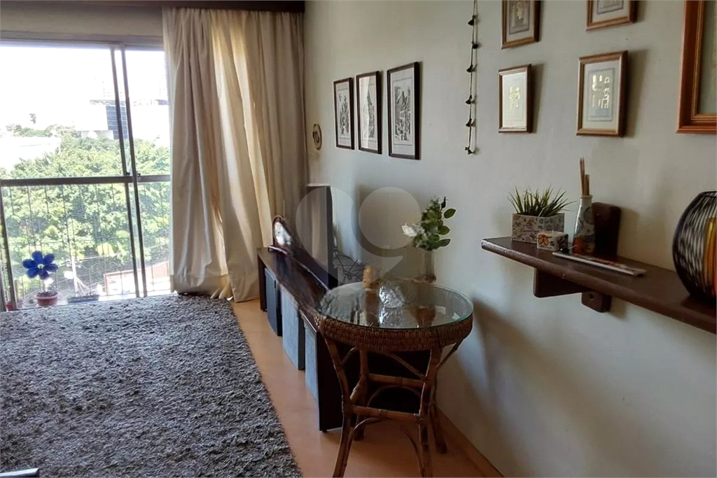 Apartamento à venda com 58m², 2 quartos e 1 vaga Pinheiros 