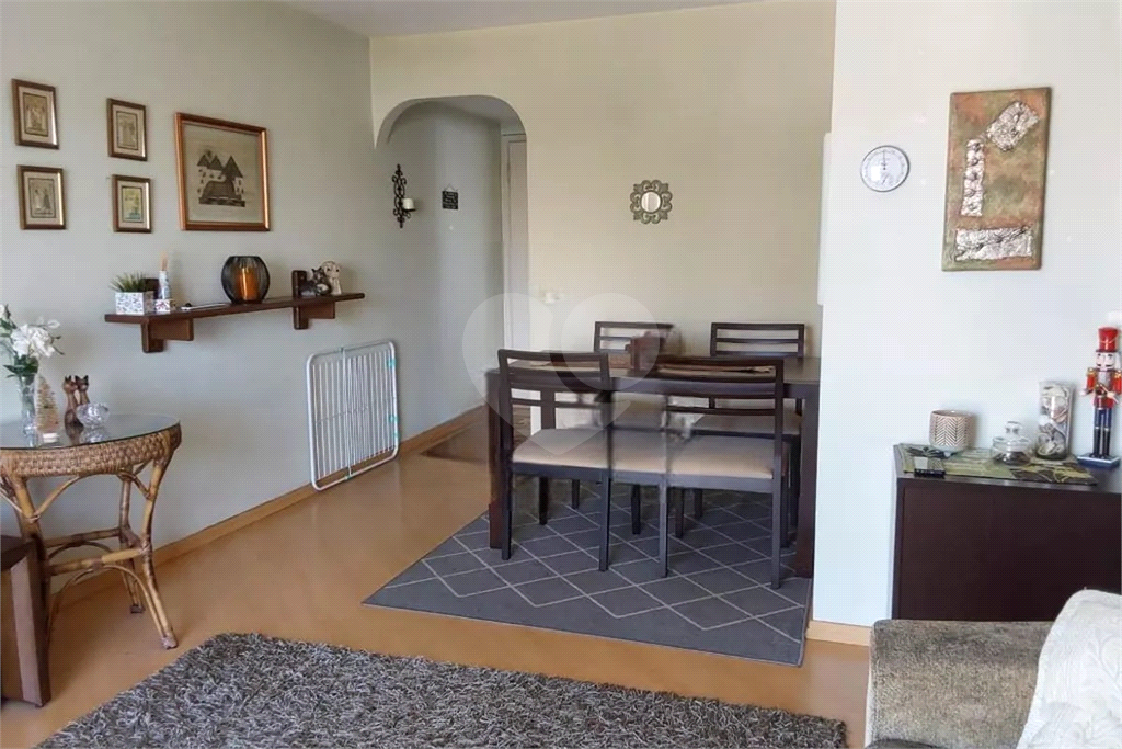 Apartamento à venda com 58m², 2 quartos e 1 vaga Pinheiros 