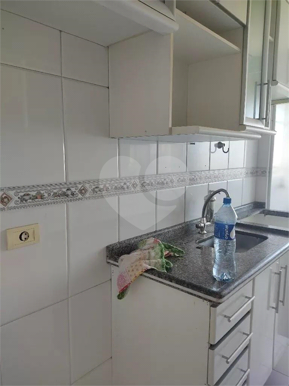 APARTAMENTO em TUCURUVI