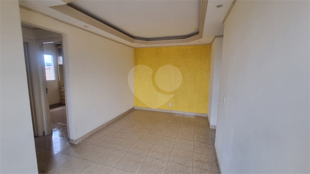 APARTAMENTO em TUCURUVI