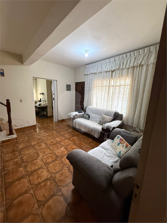 Casa à venda na Vila Bela Vista – São Paulo | Ótima oportunidade com potencial de renda
