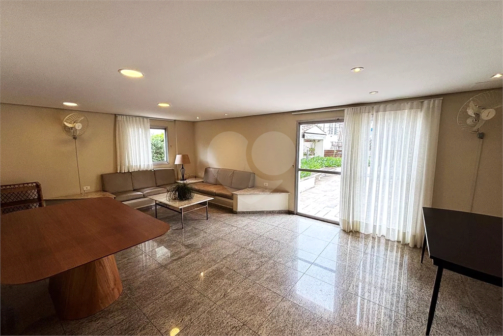 Apartamento à venda com 58m², 2 quartos e 1 vaga Pinheiros 