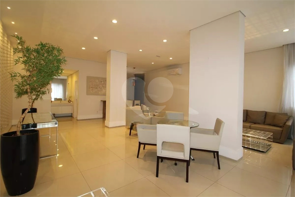 Apartamento à venda com 92m², 2 quartos e 2 vagas Santana