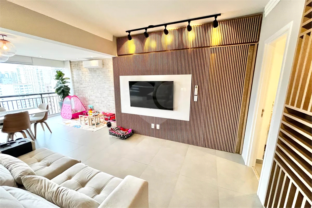 Apartamento à venda com 92m², 2 quartos e 2 vagas Santana