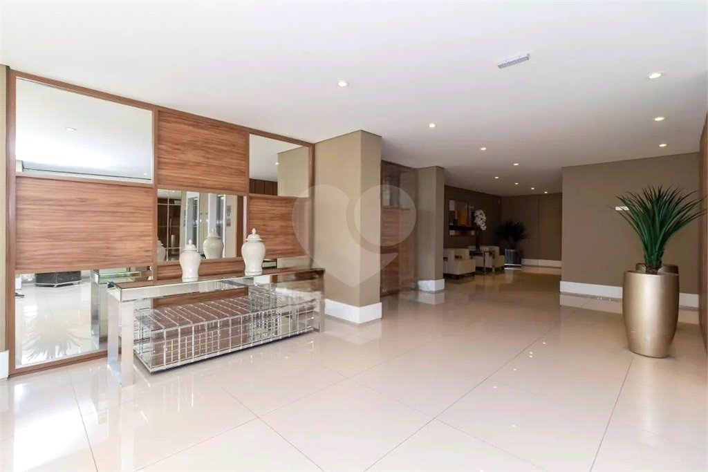 Apartamento à venda com 92m², 2 quartos e 2 vagas Santana