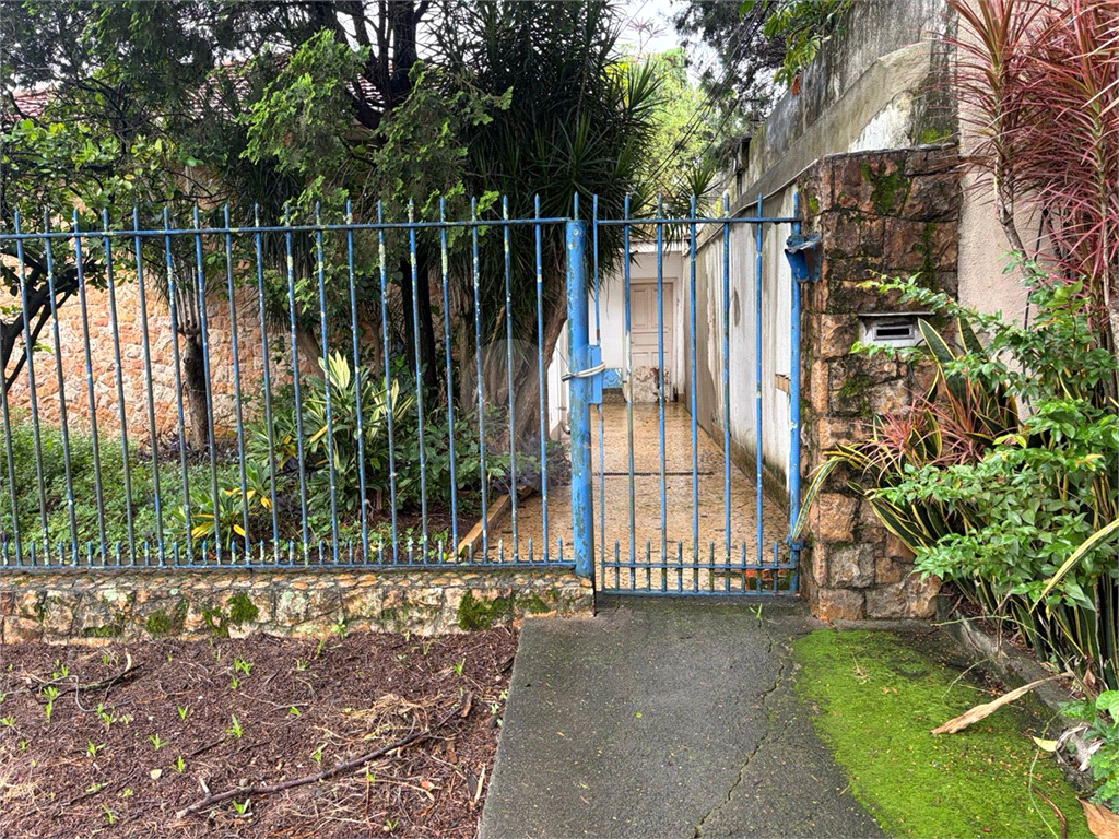 Casa a venda no Alto da Lapa.