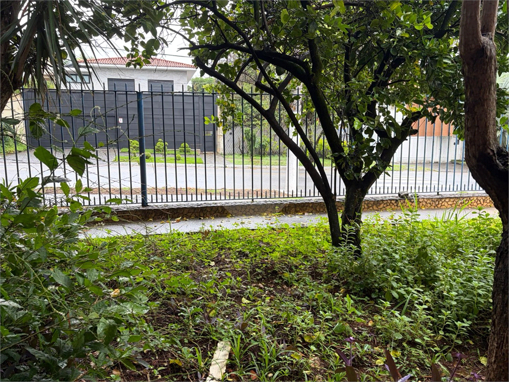 Casa a venda no Alto da Lapa.