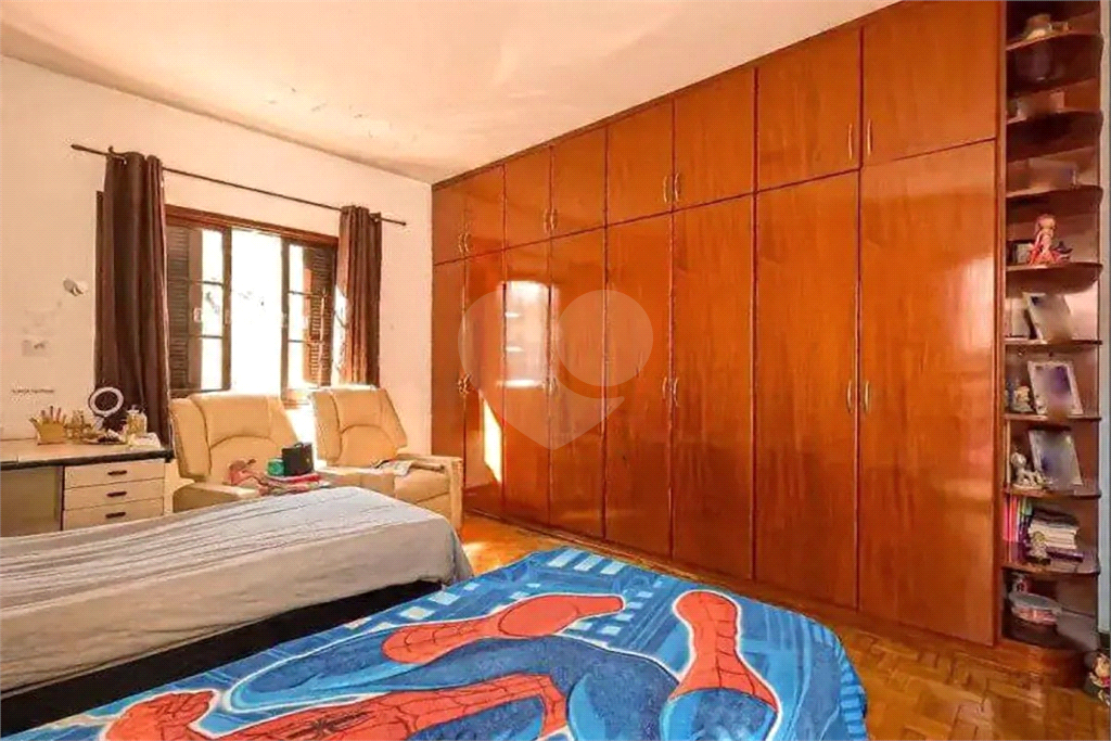 "Sobrado Comercial 222m² no Coração de Guarulhos – Ao lado da ACM e Av. Tiradentes"