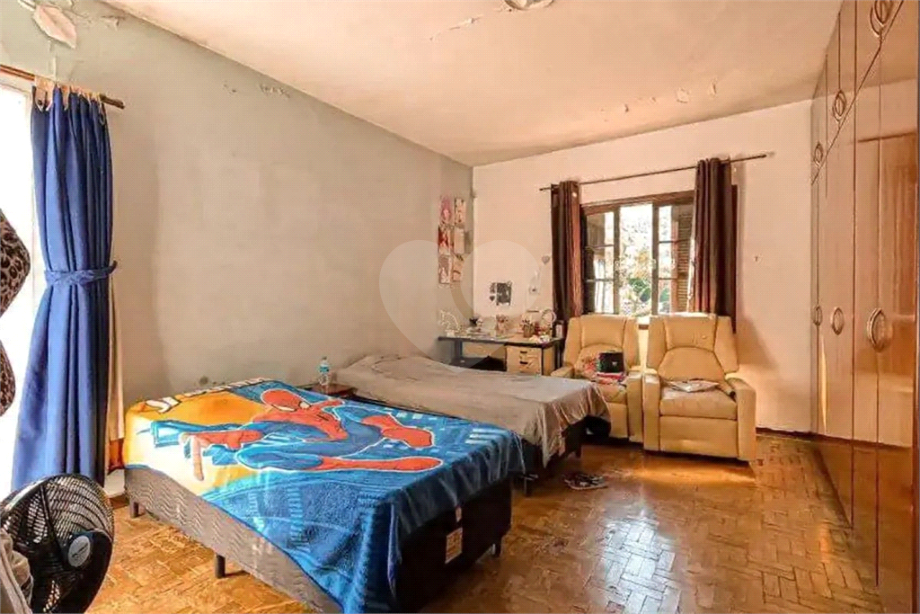 "Sobrado Comercial 222m² no Coração de Guarulhos – Ao lado da ACM e Av. Tiradentes"