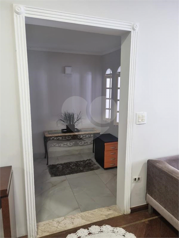 SOBRADO COM 2 SUITES NA PARADA INGLESA