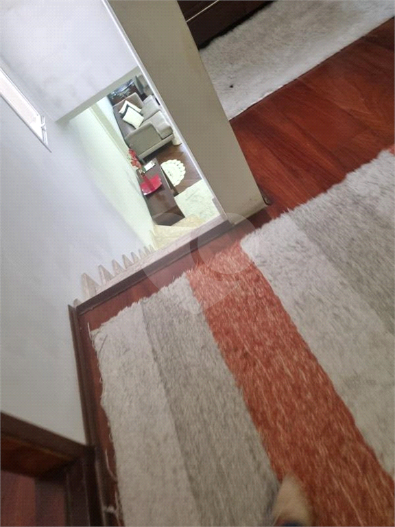 SOBRADO COM 2 SUITES NA PARADA INGLESA