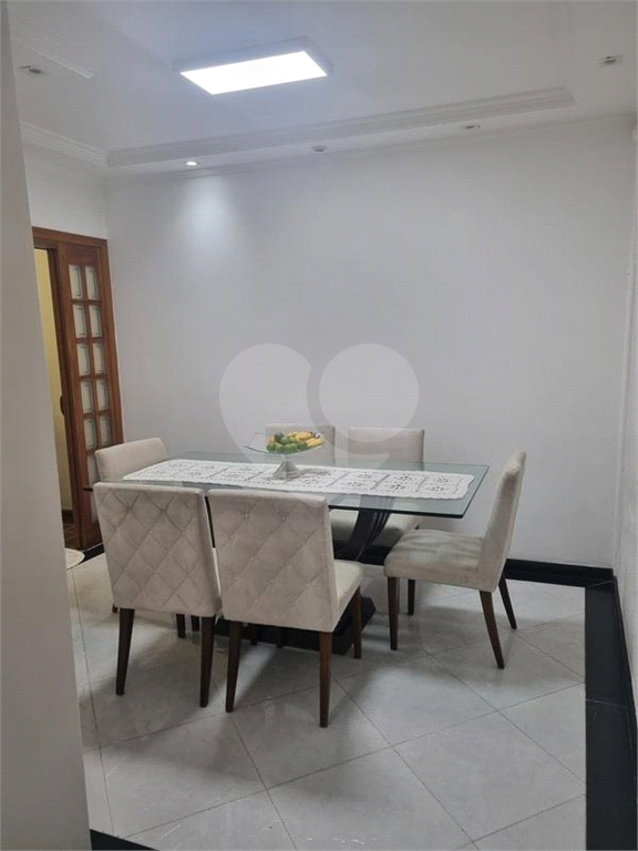 SOBRADO COM 2 SUITES NA PARADA INGLESA