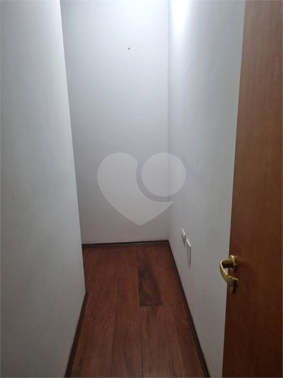 SOBRADO COM 2 SUITES NA PARADA INGLESA