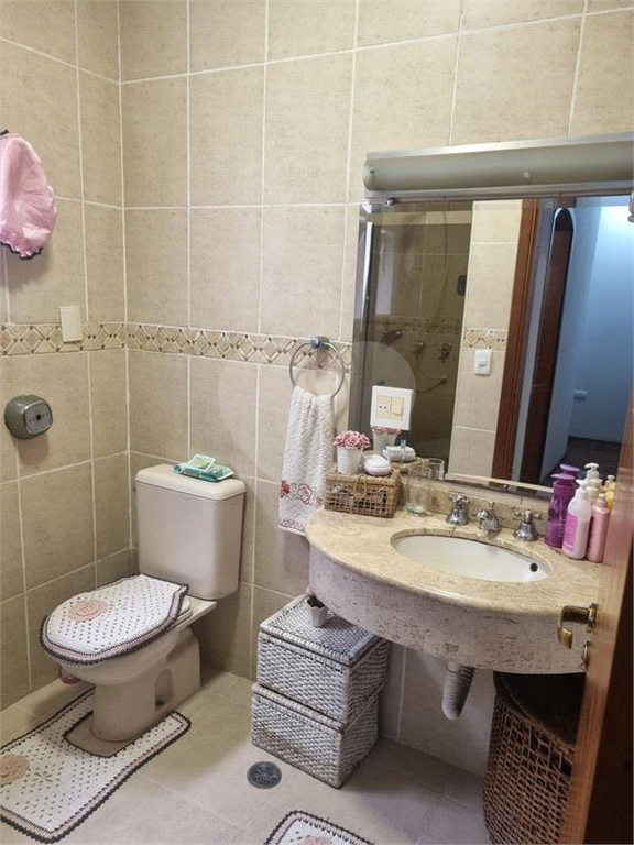 SOBRADO COM 2 SUITES NA PARADA INGLESA
