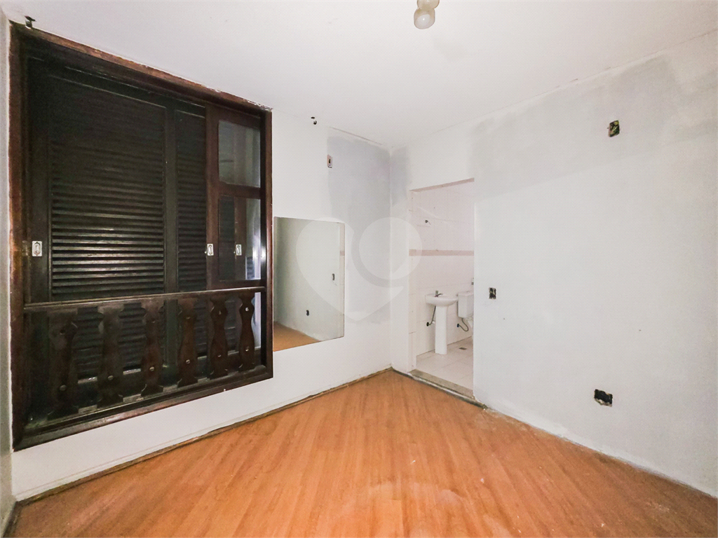 Prédio / Terreno - Butantã - 400 m² - 12 Suítes - 4 Vagas - Venda / Compra