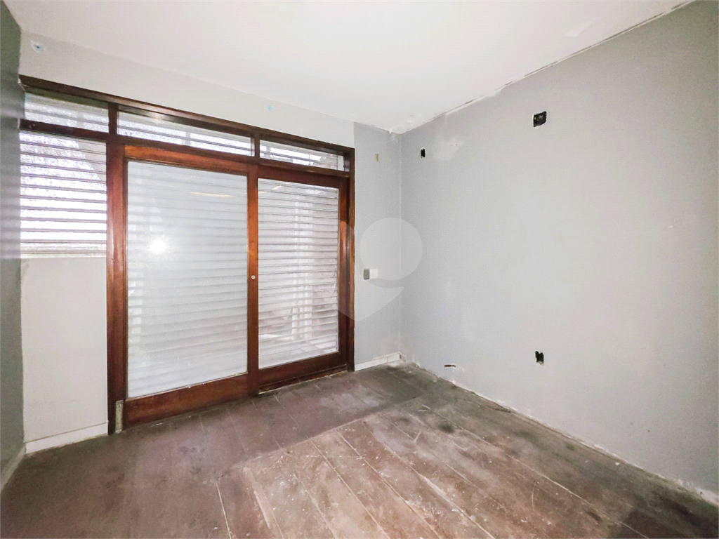 Prédio / Terreno - Butantã - 400 m² - 12 Suítes - 4 Vagas - Venda / Compra